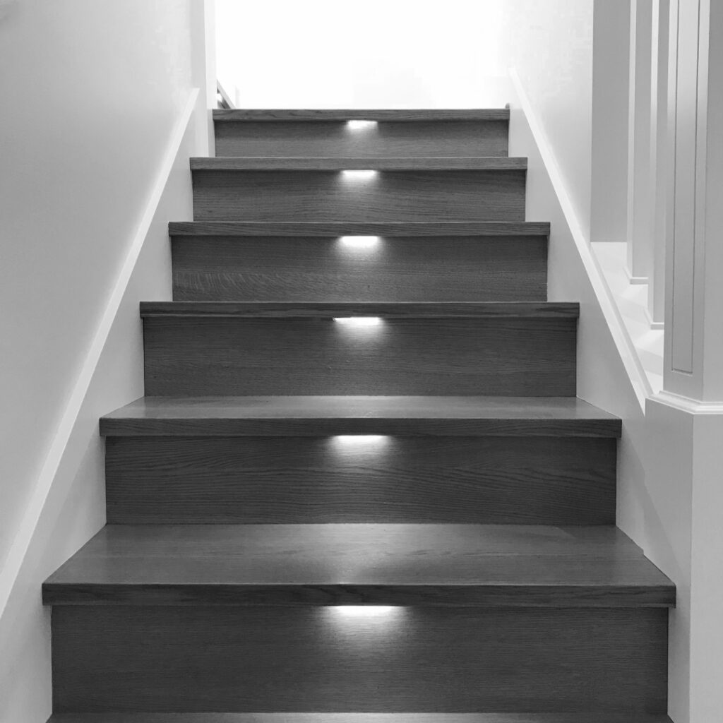 LAKE WASHINGTON INTERIOR STAIR