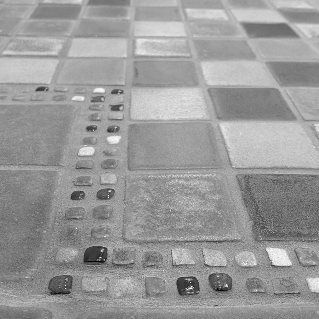 LAURELHURST TILE 2