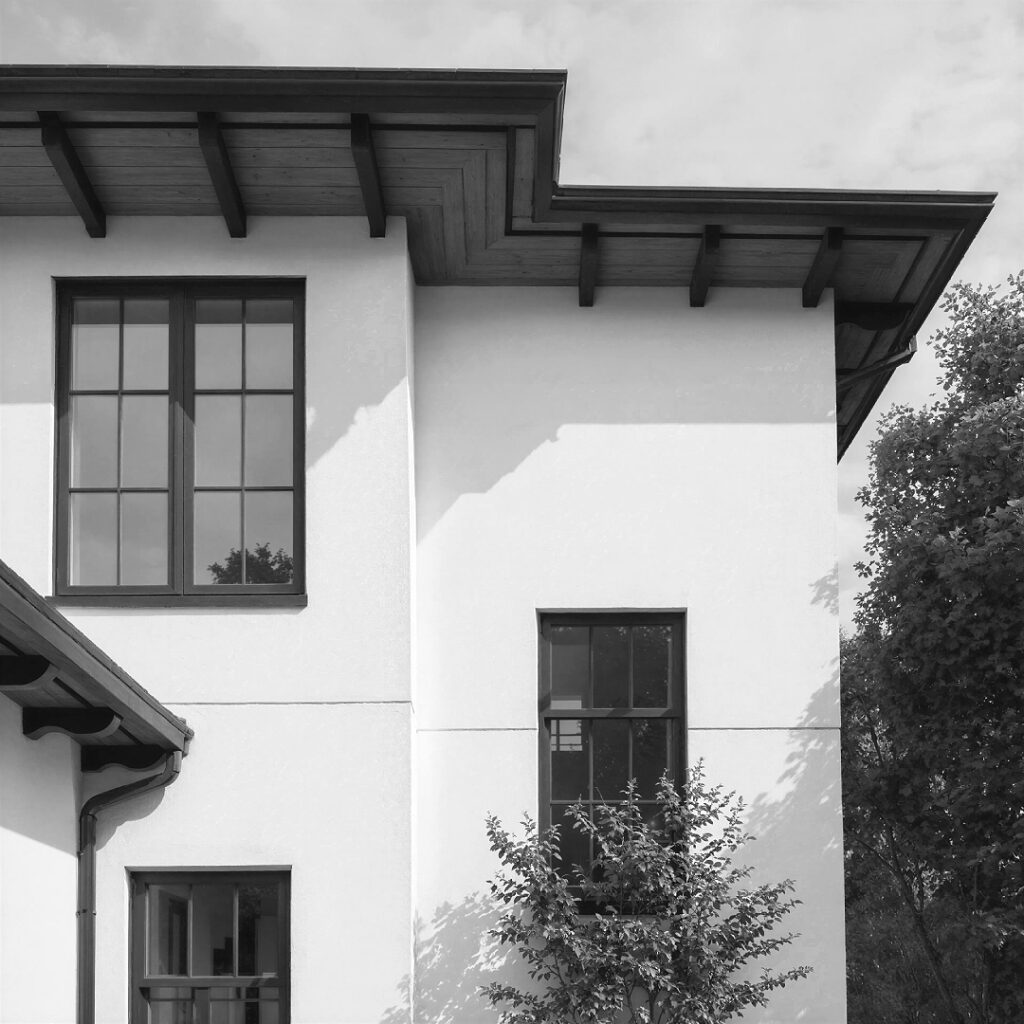 MADISON PARK EAVE