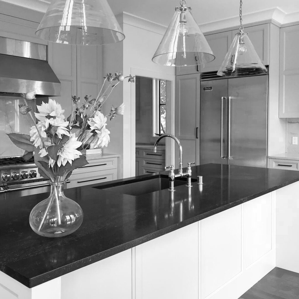 MADISON PARK KITCHEN 2