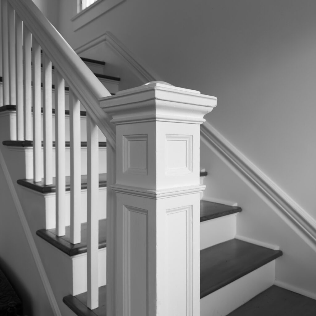 MAGNOLIA BANISTER
