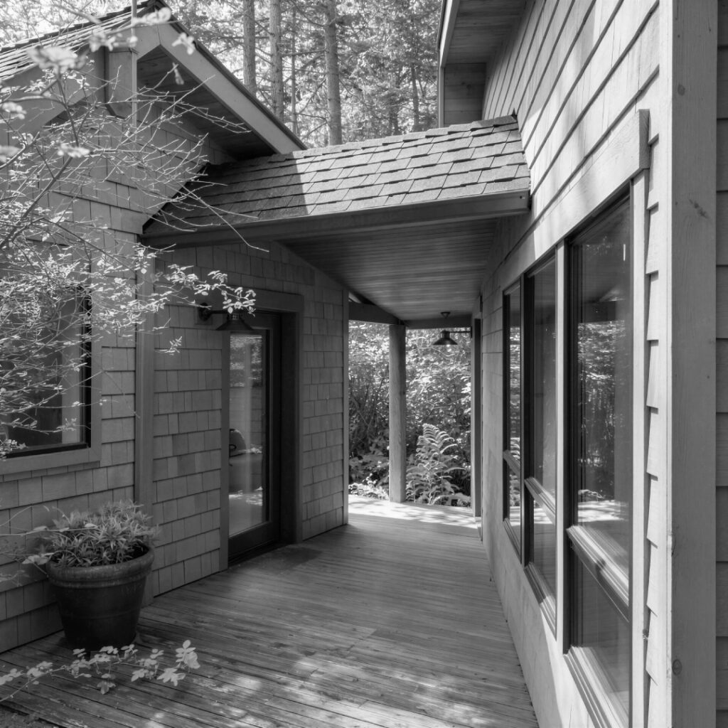 ORCAS CABIN 2