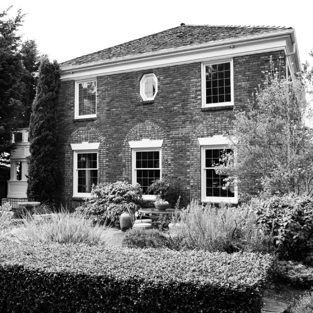QUEEN ANNE 1