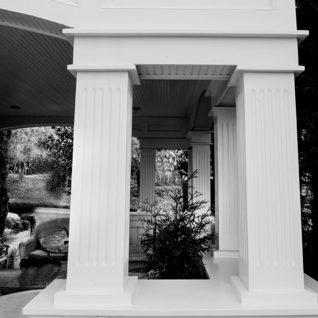 QUEEN ANNE COLUMNS