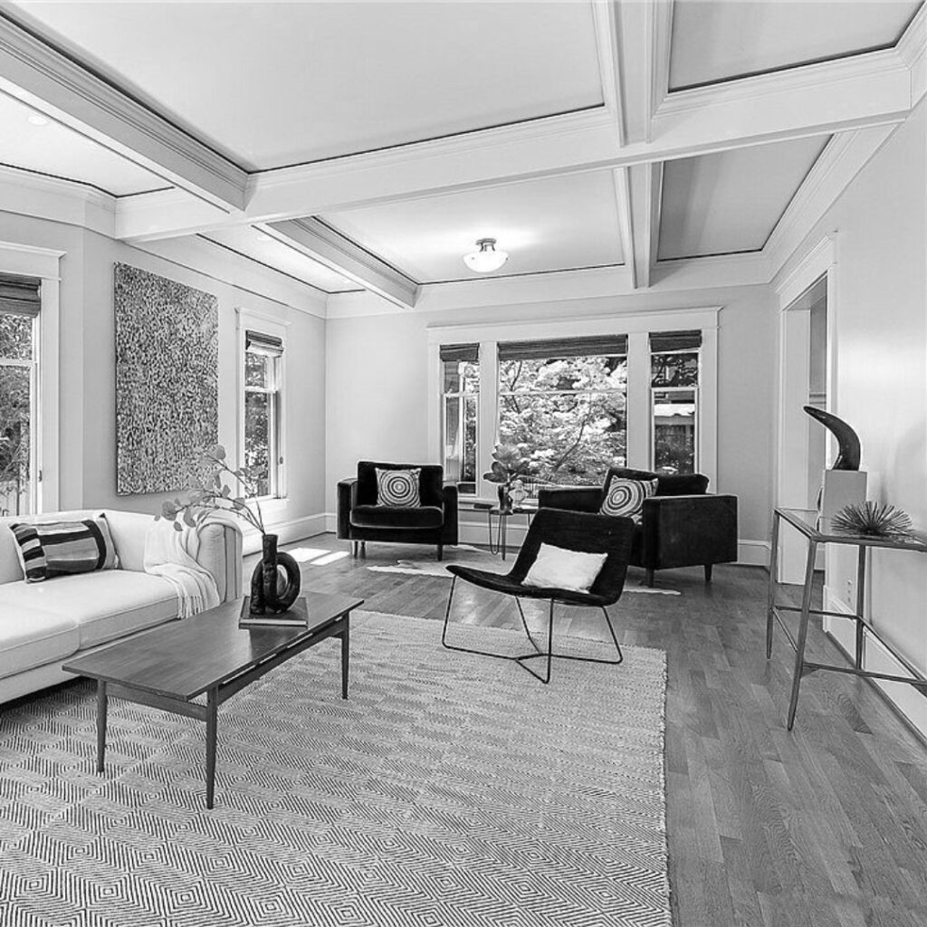RAVENNA LIVING ROOM